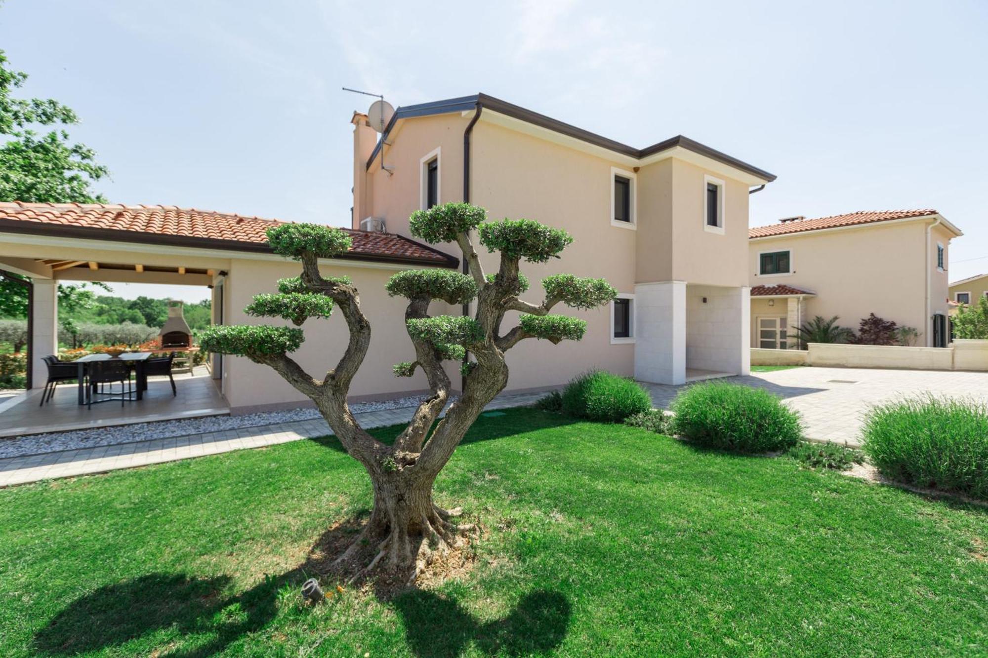 Ferienhaus Moderne Stefany Mit Pool Und Panoramablick Poreč